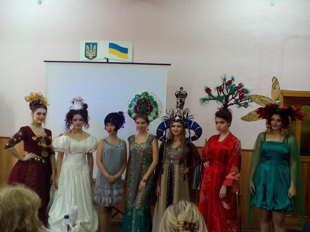 LyRVjFA